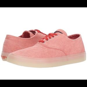 Sperry Women captain cvo size 9 sneakers NWOT